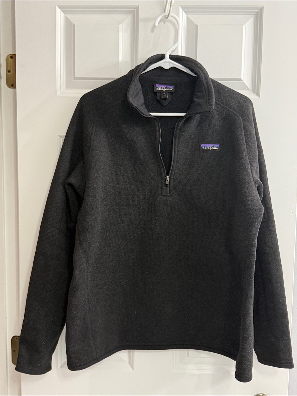 Patagonia Black Half-Zip Fleece Pullover